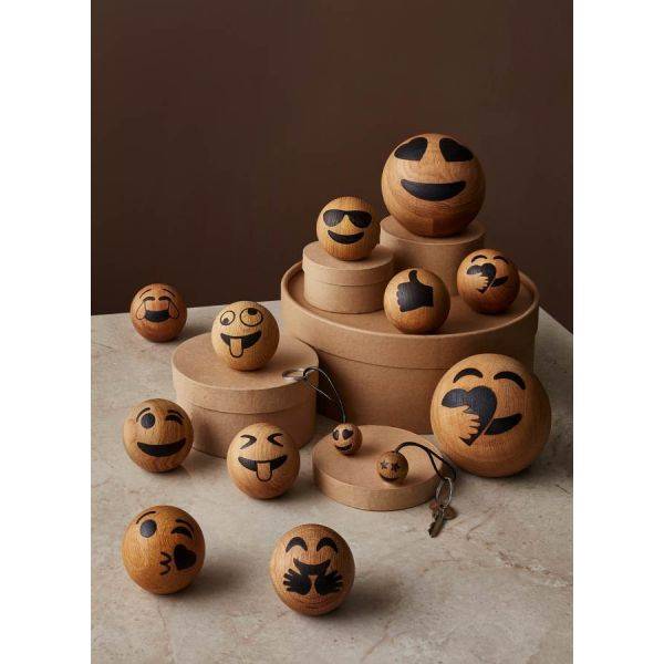 Emojiboll Big Heart Eyes 11cm Ek