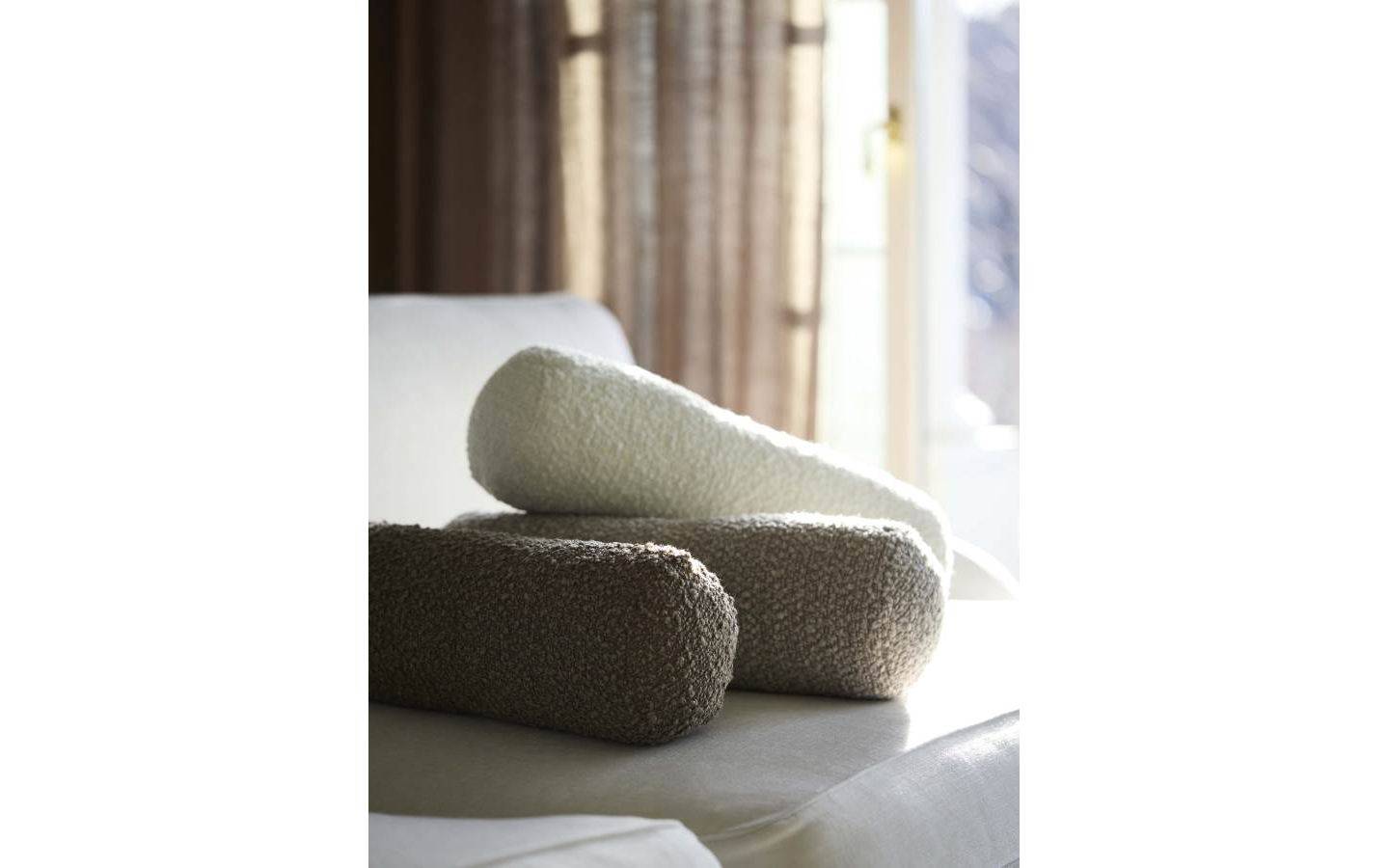 Trond Kudde Nougat 15x15x45cm