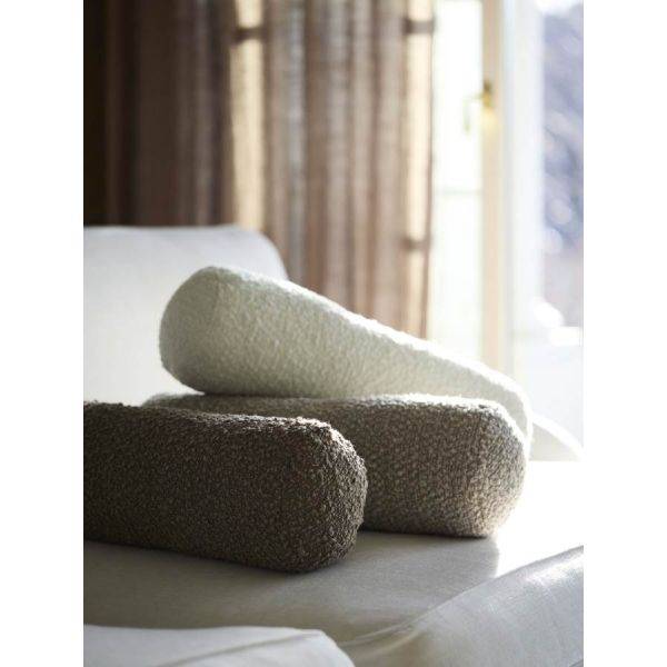 Trond Kudde Nougat 15x15x45cm