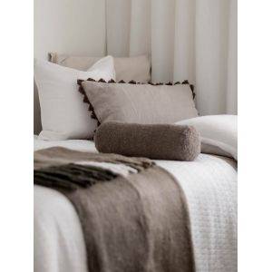 Trond Kudde Nougat 15x15x45cm