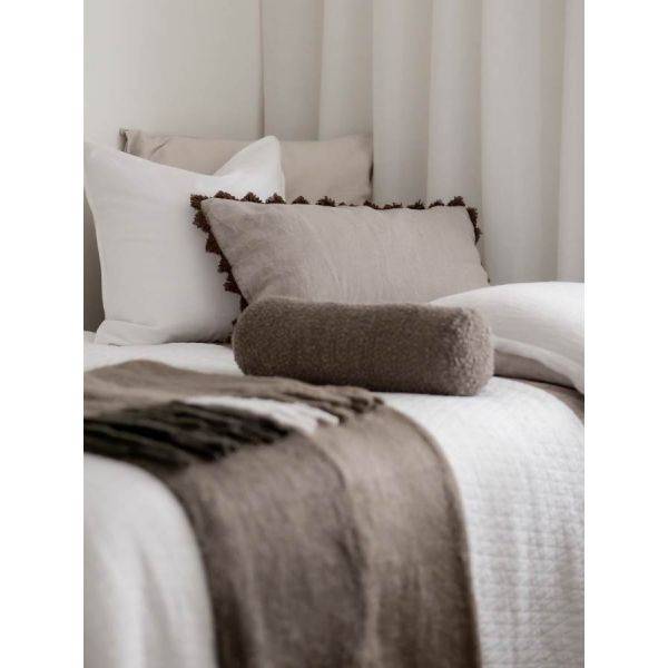 Trond Kudde Nougat 15x15x45cm