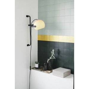 DC Vägglampa Ø18 Long E27 Opal M Ek-Svart