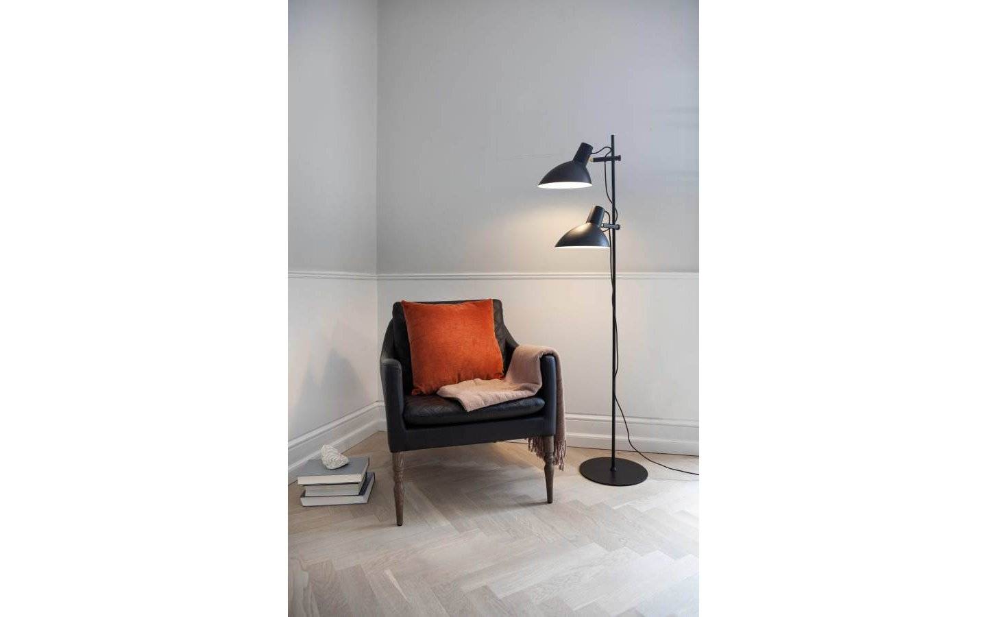 Metropole Golvlampa 2-Arm Svart 2Xe27