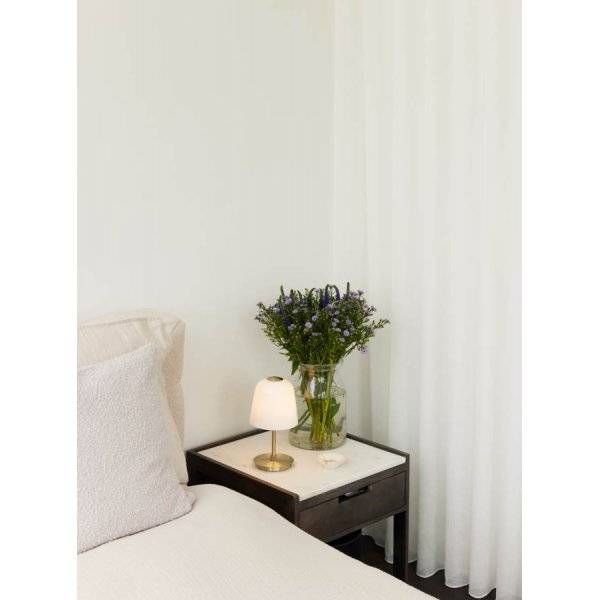 Room 49 Bordslampa Opal / Antik Mässing IP44