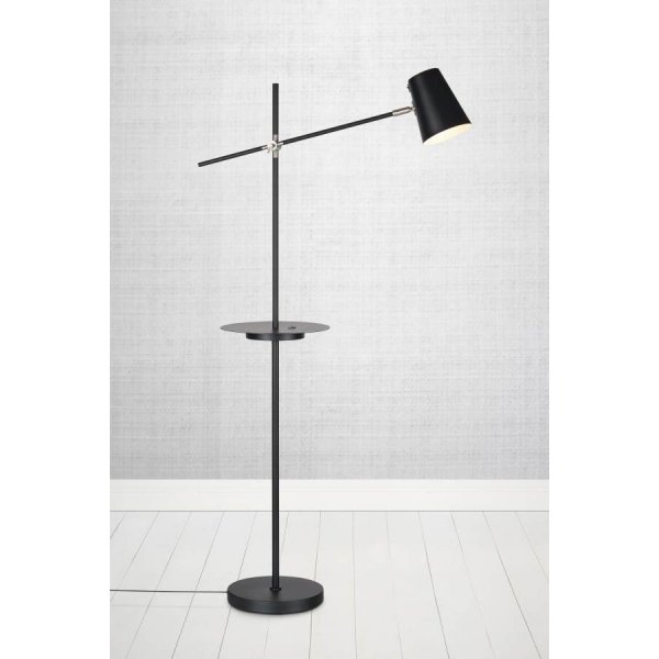 Linear Golvlampa 144cm Svart