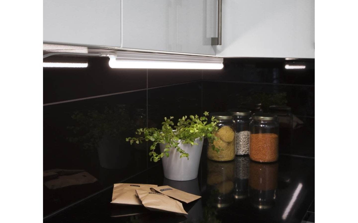 LED Bänkbelysning Integra 4000K 4W 31CM