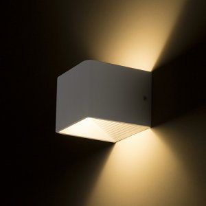 Onyx Vägglampa Vit LED 5W 3000K